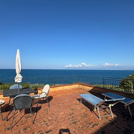 Rubea - 100 Meters From The Sea Villa